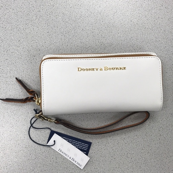 Dooney & Bourke Handbags - BNWT Dooney & Bourke wallet